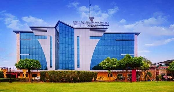 Wingston A Treehouse Hotel Mathura
