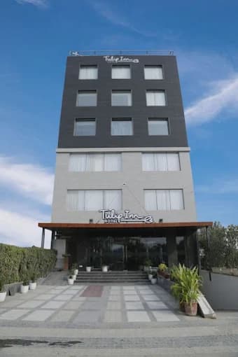 HOTEL TULIP INN ZIRAKPUR