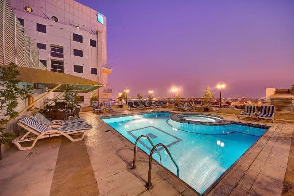 DUBAI ( GRANDEUR HOTEL )