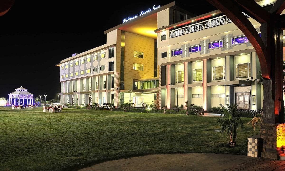 BRIJWASI LAND INN - Mathura view 2
