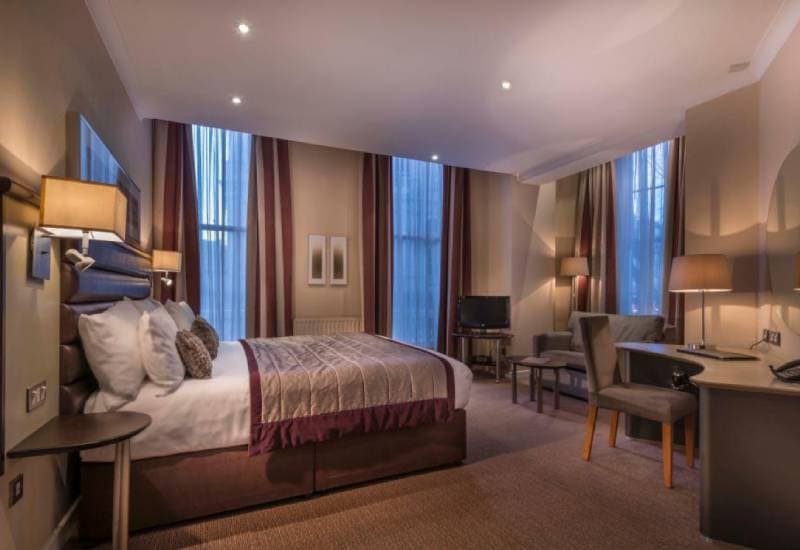 Corus Hotel Hyde Park view 2