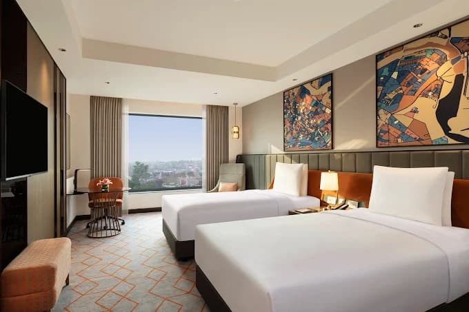 Crowne Plaza Lucknow by IHG view 3