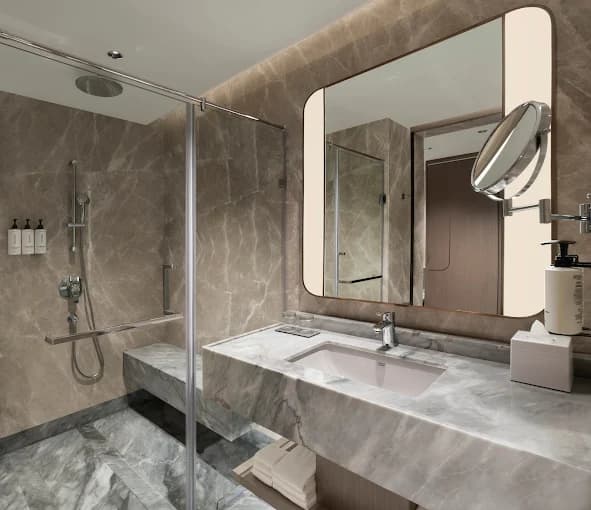 Crowne Plaza Lucknow by IHG view 4