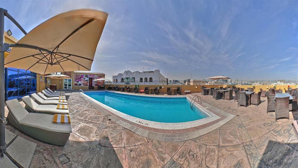 DUBAI ( EXCELSIOR HOTEL DOWNTOWN ) view 2