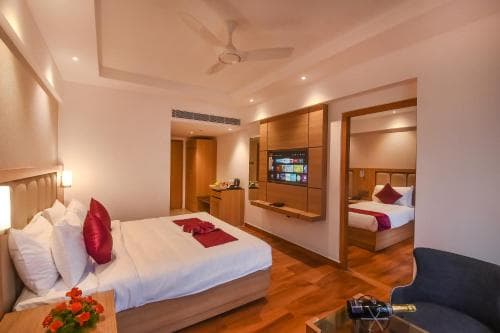 Emerald Clarks Inn Suites view 4