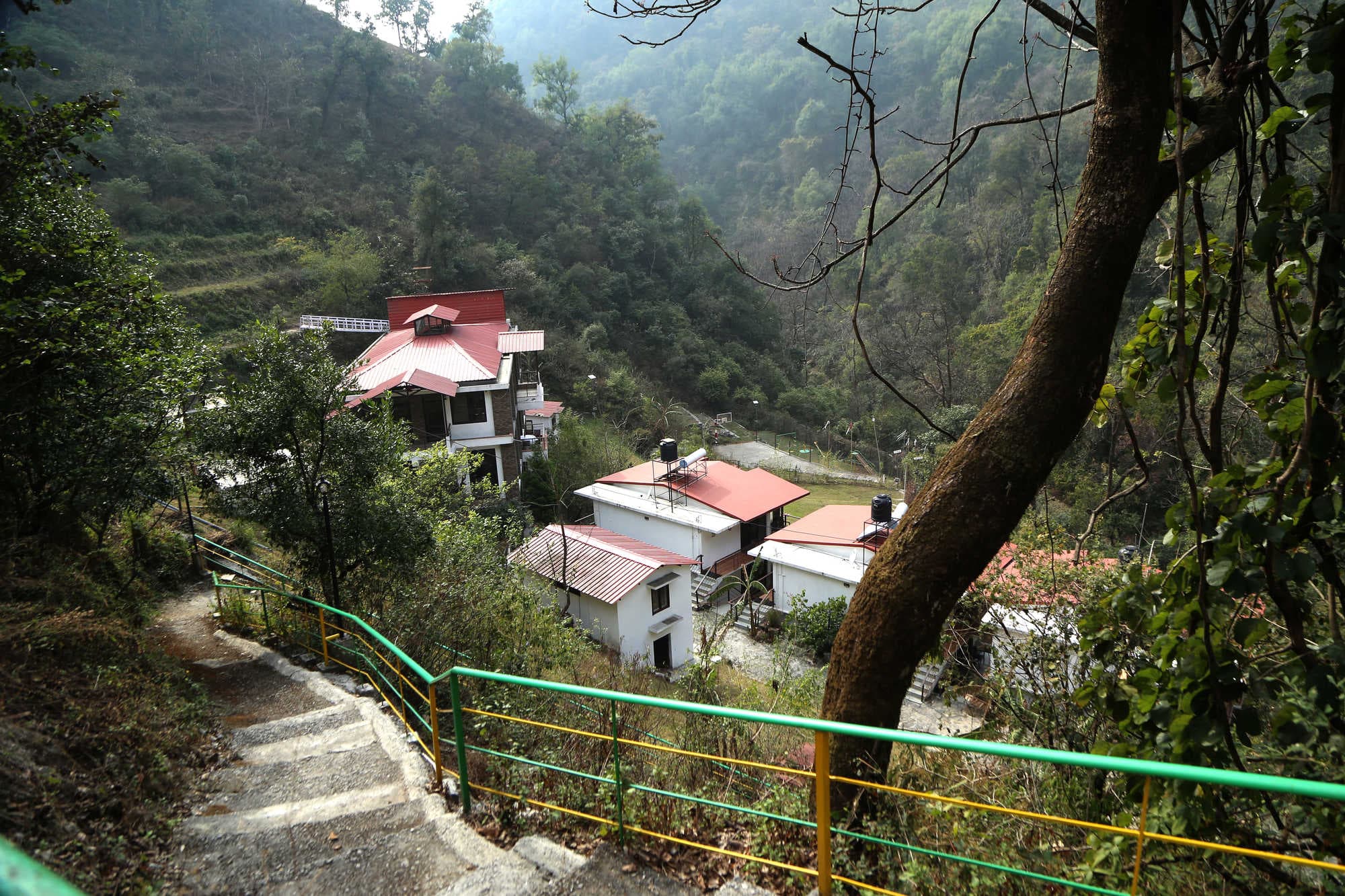 Haut Monde Hill Stream Resort - Dhanaulti view 3