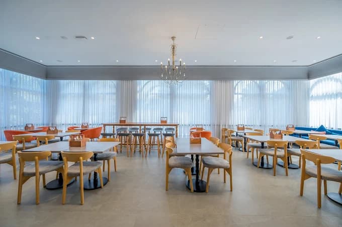 Holiday Inn Express Kolkata New Town view 2