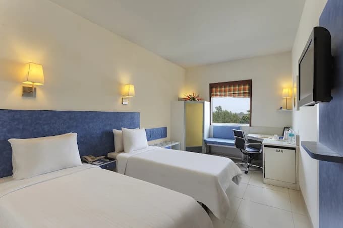 Hometel Roorkee – A Sarovar Hotel Uttarakhand view 3