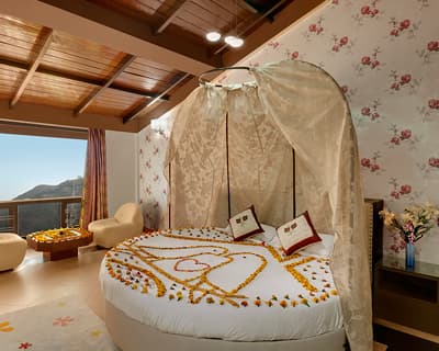 HONEYMOON INN - Mussoorie view 4