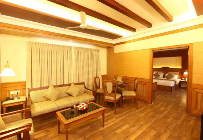 HOTEL AIRLINK CASTLE KOCHI KERALA view 3