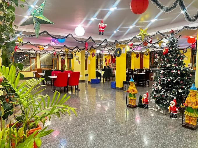 Hotel Ameera Shimla view 3