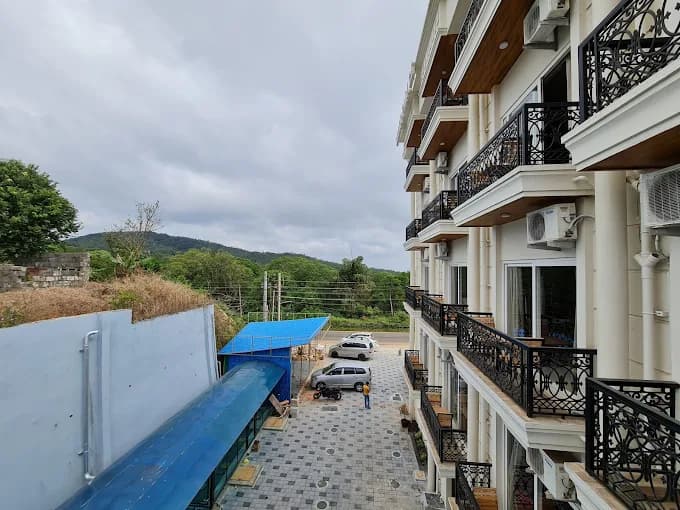 Hotel Coorg Palace COORG view 3