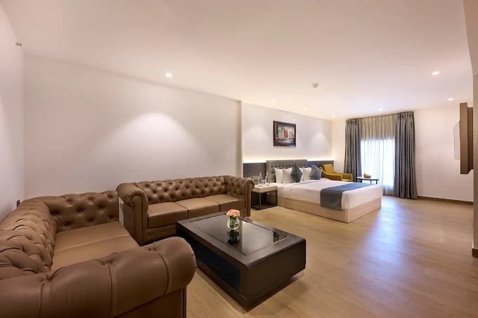 HOTEL DELITE SAROVAR PORTICO FARIDABAD view 4