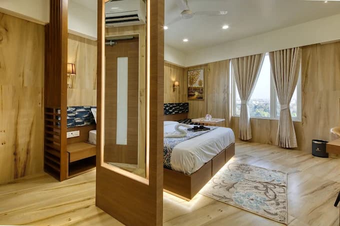 Hotel Elysian Residency, Ahmedabad view 4