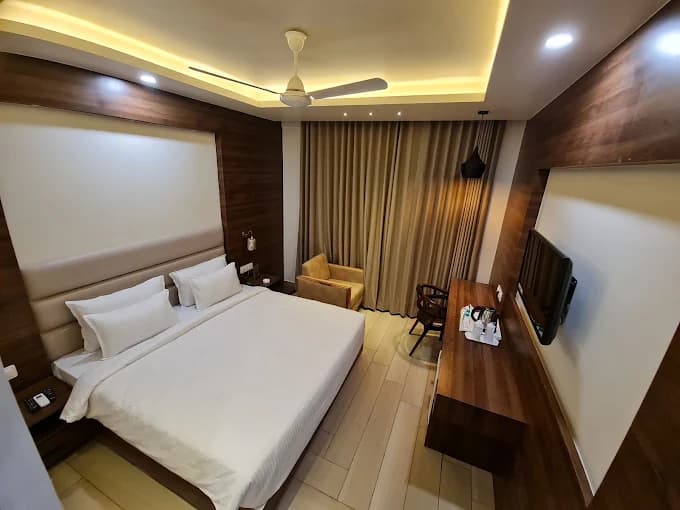 Hotel Fortune Palace Dwarka GUJRAT view 3