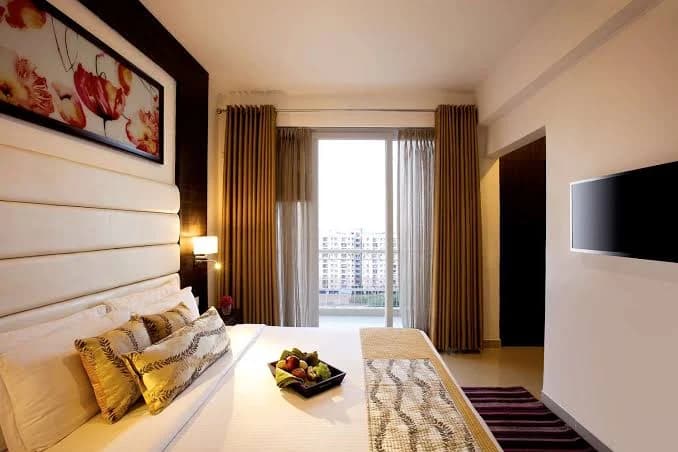 HOTEL GOLDEN TULIP BHIWADI view 2
