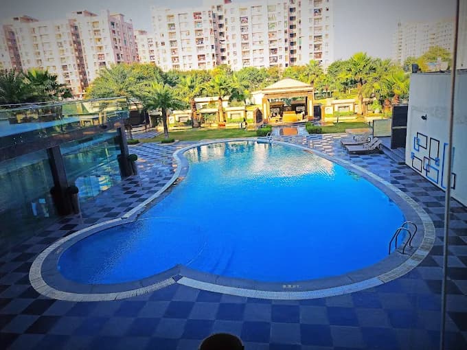 HOTEL GOLDEN TULIP BHIWADI view 4