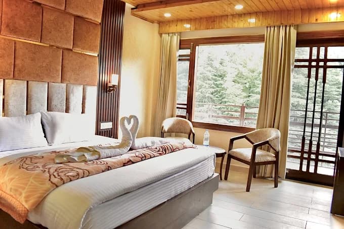 Hotel GreenLand View Dalhousie view 2