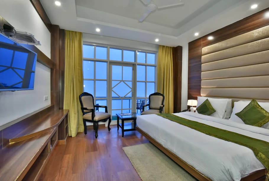 HOTEL HIGHLAND BY DLS - Mussoorie view 3