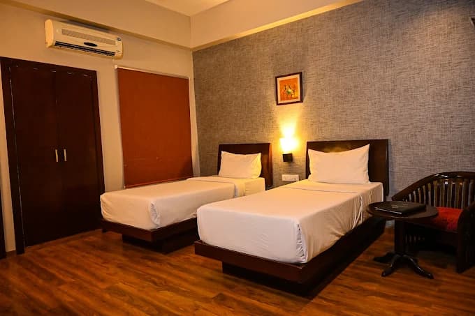Hotel Lemon Park Haldwani view 3