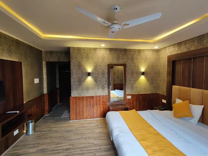 Hotel Outlook PAHALGAM view 4