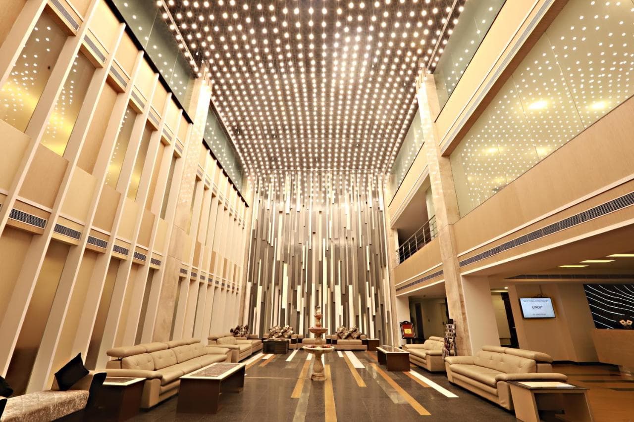 HOTEL PATLIPUTRA CONTINENTAL view 2