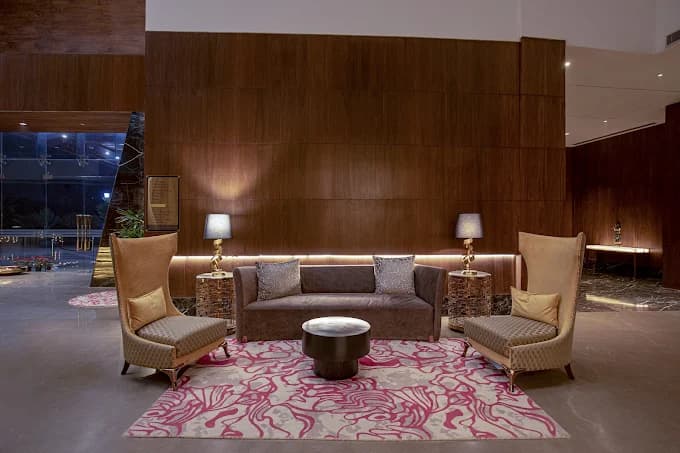 HOTEL THE GAURS SAROVAR PREMIERE view 4