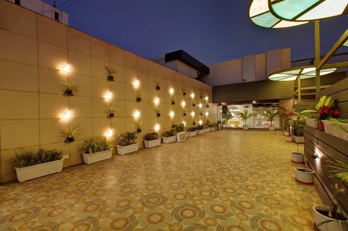Hotel The Lotus Park Ellisbridge Ahmedabad, view 3