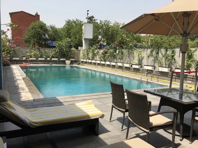 HOTEL THE MUSE SAROVAR PORTICO KAPASHERA view 4