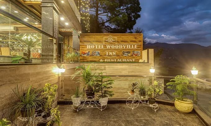 Hotel Woodville Inn McLeod Ganj view 4