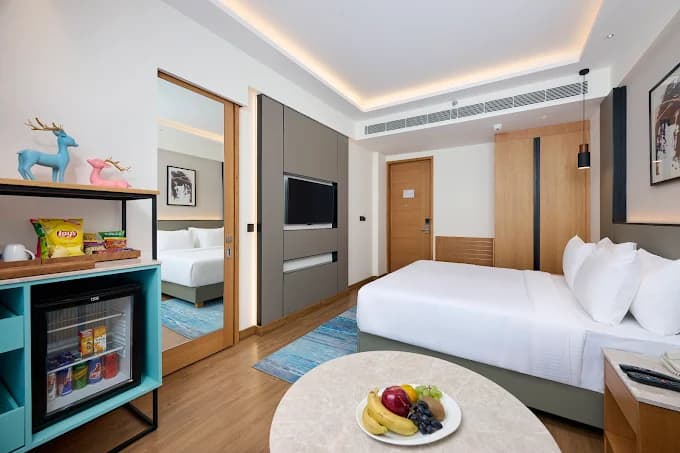 IRIS SAROVAR PORTICO GURGAON view 2