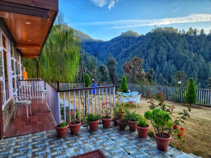 Kamna hill resorts Shimla view 4