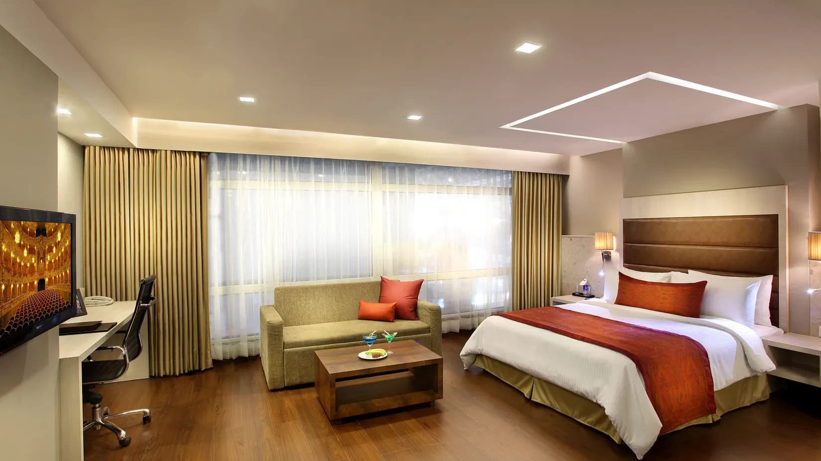Mahagun Sarovar Portico Suites GHAZIABAD view 3