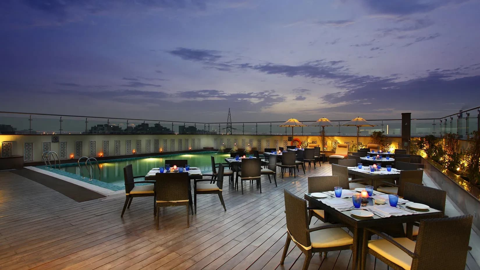 Mahagun Sarovar Portico Suites GHAZIABAD view 4