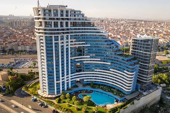 Radisson Blu Hotel Istanbul Ottomare view 3