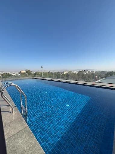 Raghu Mahal Hotel & Flames Restaurant Udaipur view 4