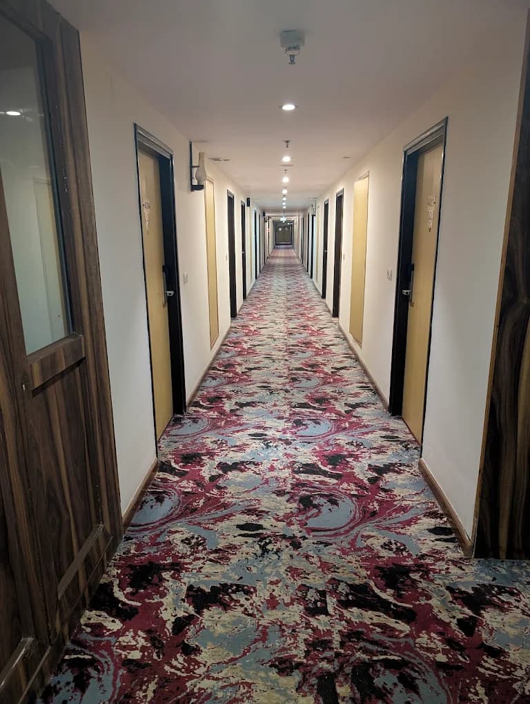 RAMADA BY WYNDHAM NEEMRANA view 4