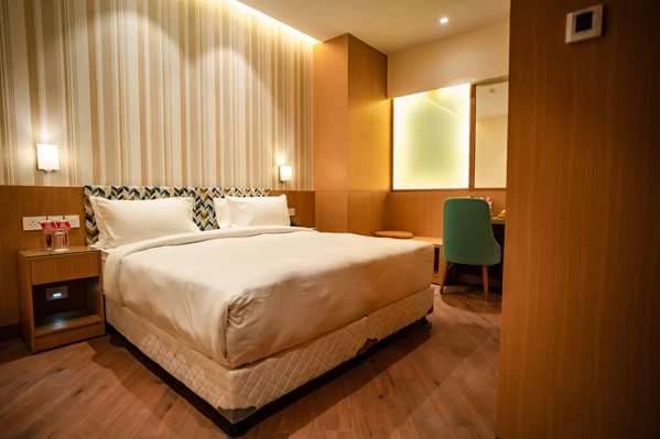 Ramada Encore by Wyndham Lucknow Airport view 4