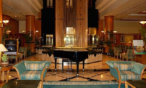 Ramada Plaza by Wyndham Palm Grove view 4