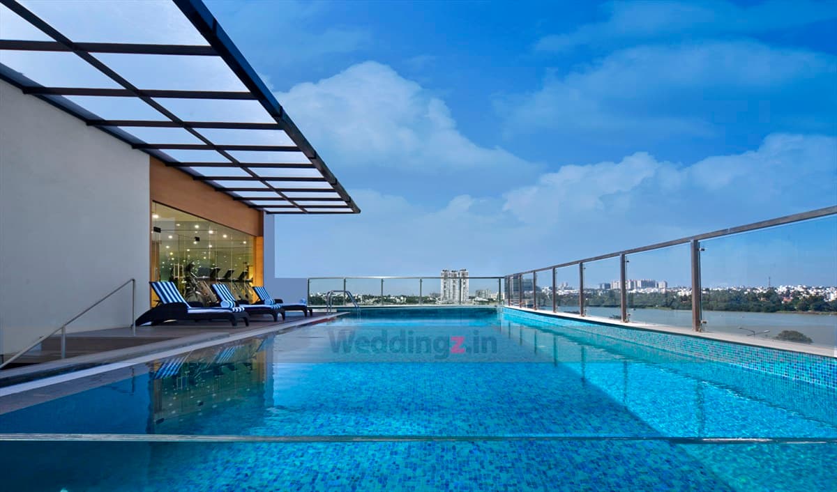 Royal Orchid Resort & Convention Centre - Banglore view 4