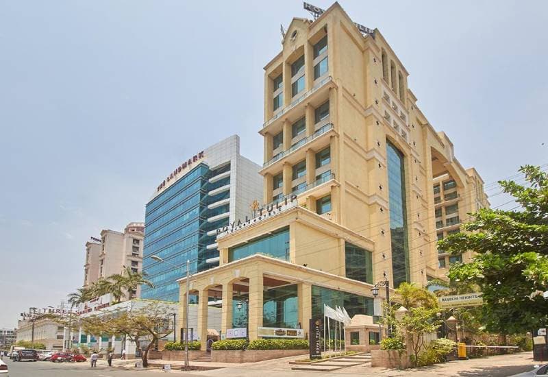 Royal Tulip Hotel Mumbai view 4
