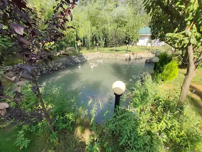 Shepherds Cottage SONMARG view 3
