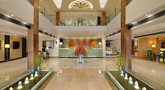 Taurus Sarovar Portico Hotel, New Delhi view 4