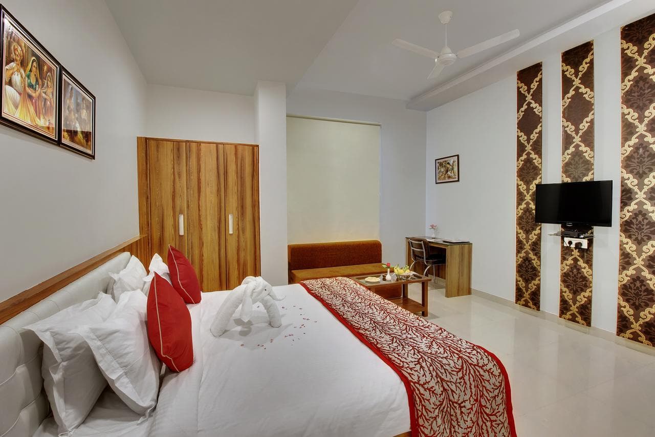 THE ELEGANCE RESORT - Chittorgarh view 2