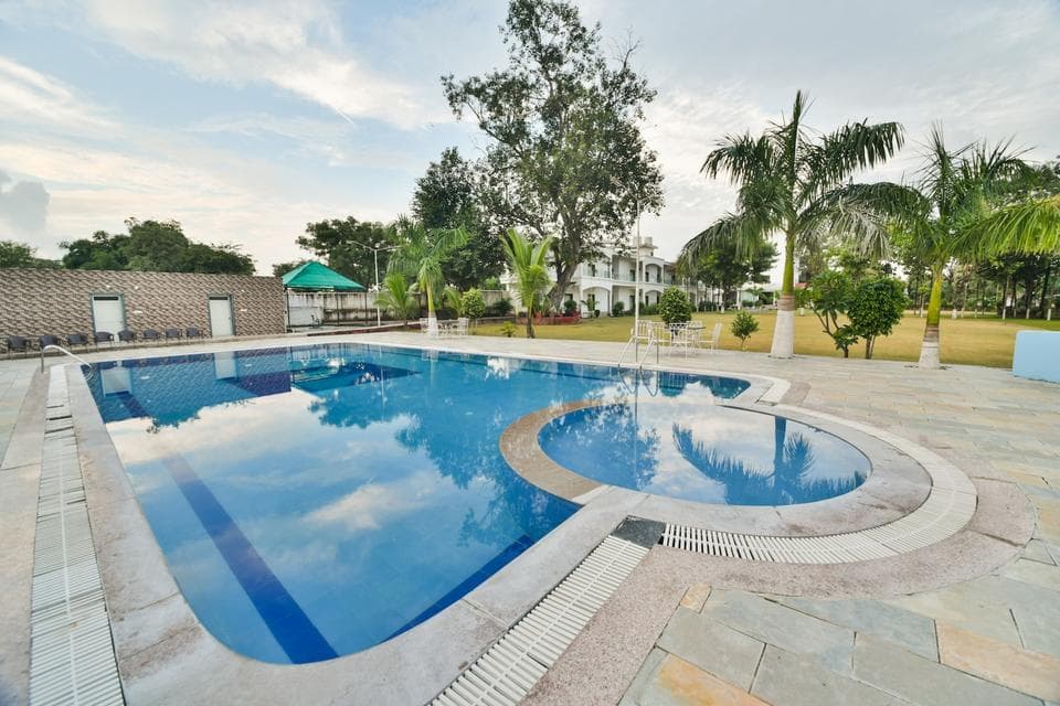 THE ELEGANCE RESORT - Chittorgarh view 3