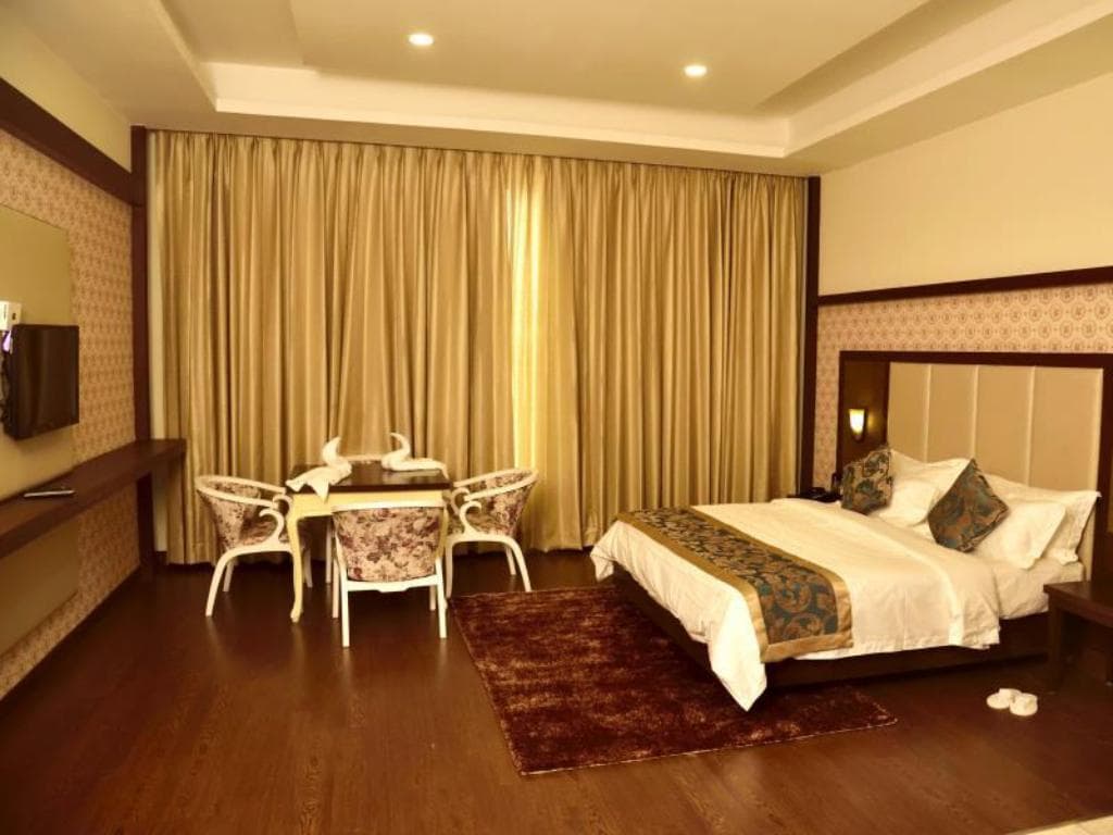 The Fern Hillside Resort, Bhimtal view 3