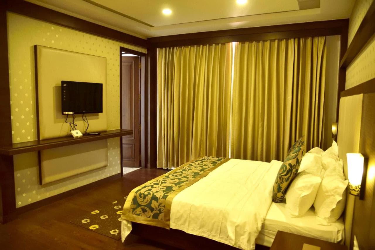 The Fern Hillside Resort, Bhimtal view 4
