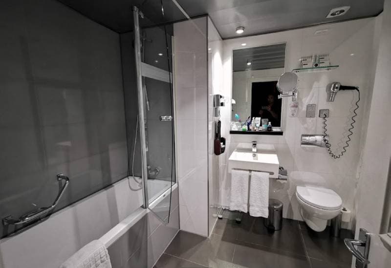 The Queens Gate Hotel view 3