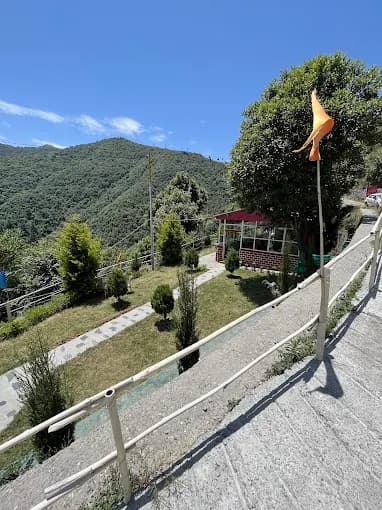 Vertical Valley Resort Chakrata view 3