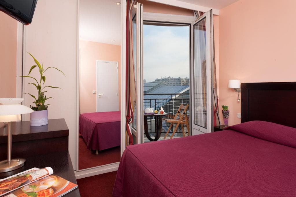 Virgina Hotel - Paris view 4